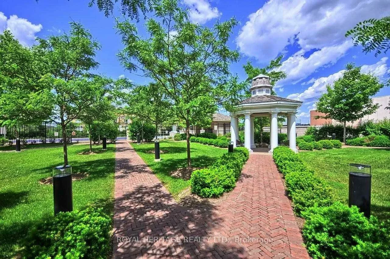 111, Civic Square, Bayview Wellington, Aurora