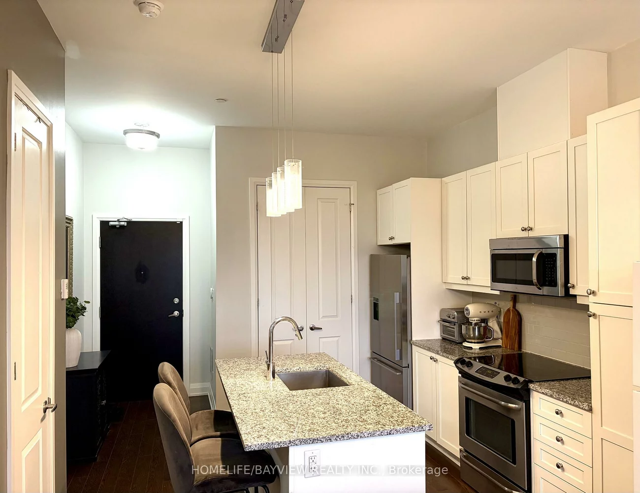 15277, Yonge, Aurora Village, Aurora