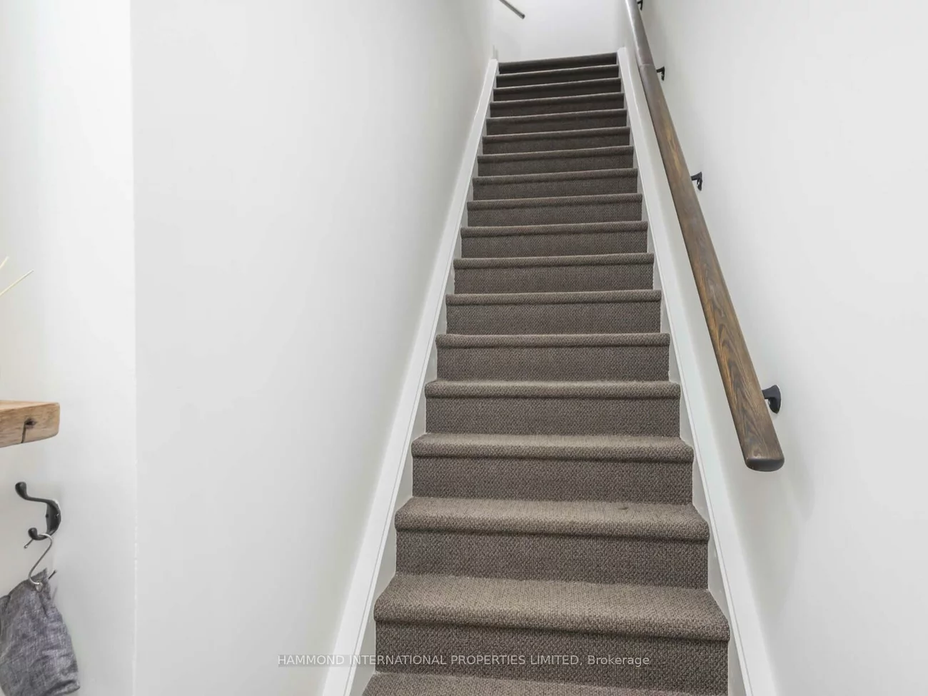 600, Alex Gardner, Aurora Village, Aurora