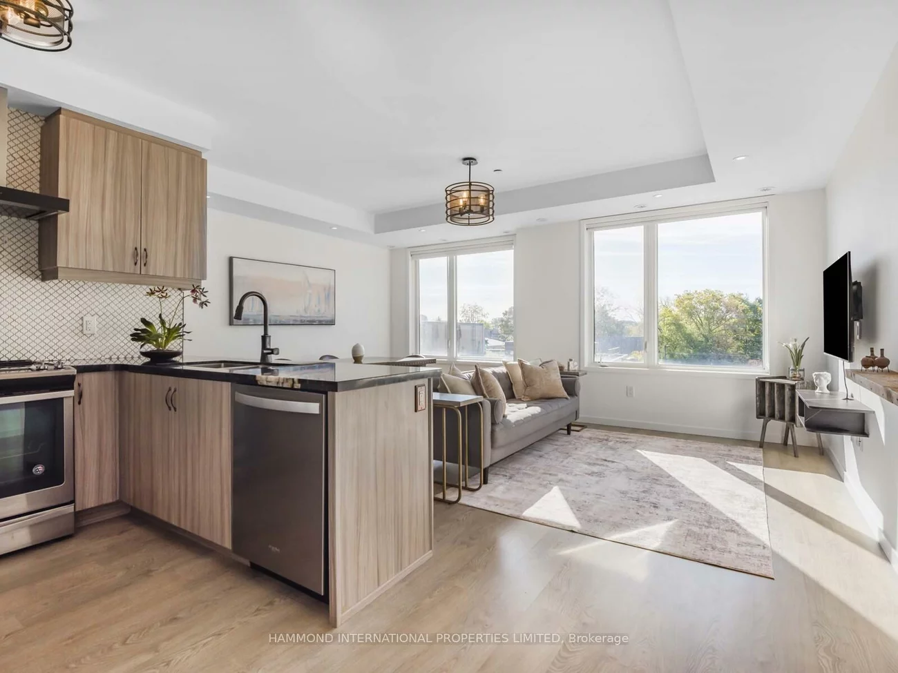 600, Alex Gardner, Aurora Village, Aurora