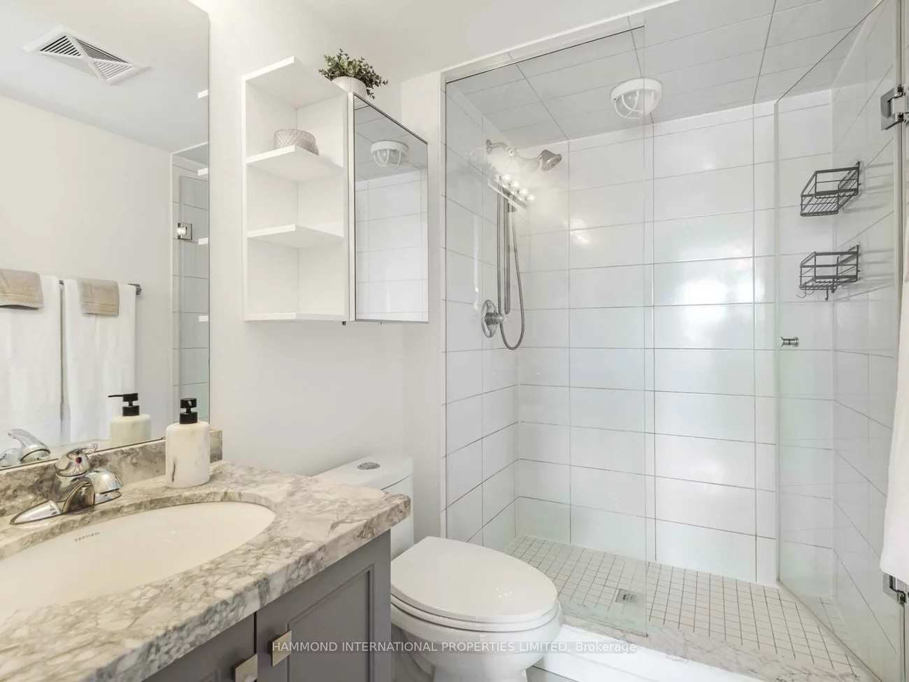 600, Alex Gardner, Aurora Village, Aurora