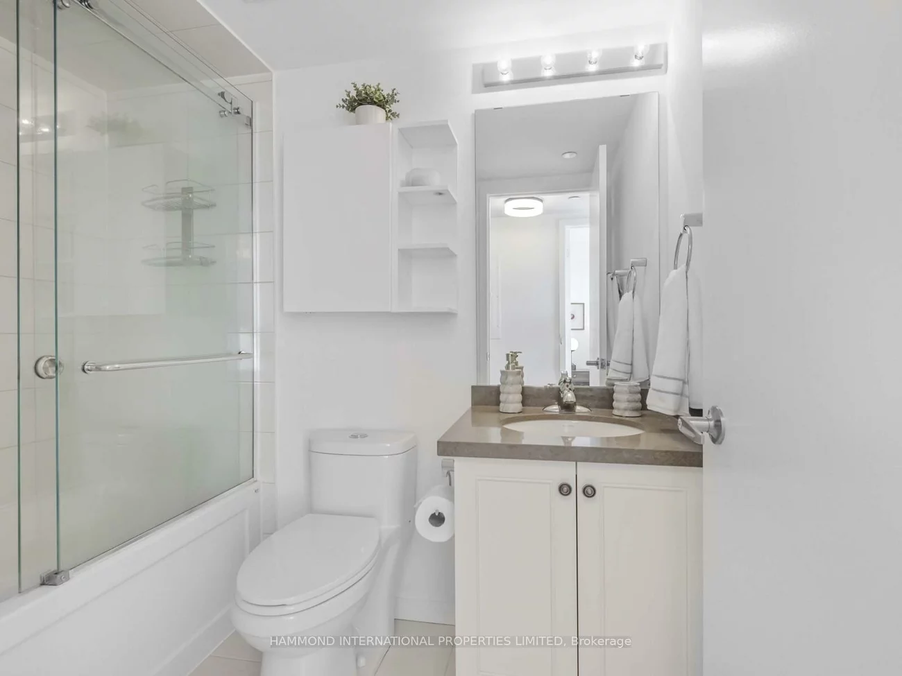 600, Alex Gardner, Aurora Village, Aurora