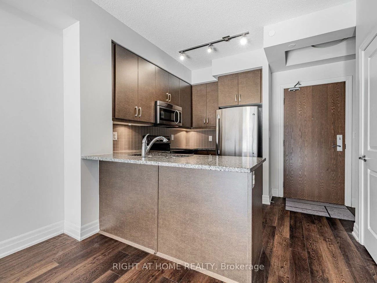 111, civic square, Bayview Wellington, Aurora