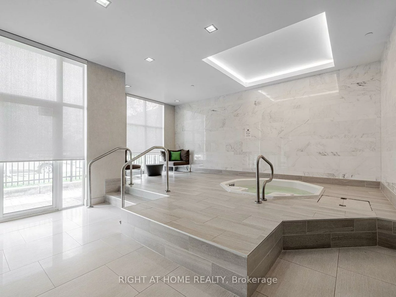 111, civic square, Bayview Wellington, Aurora