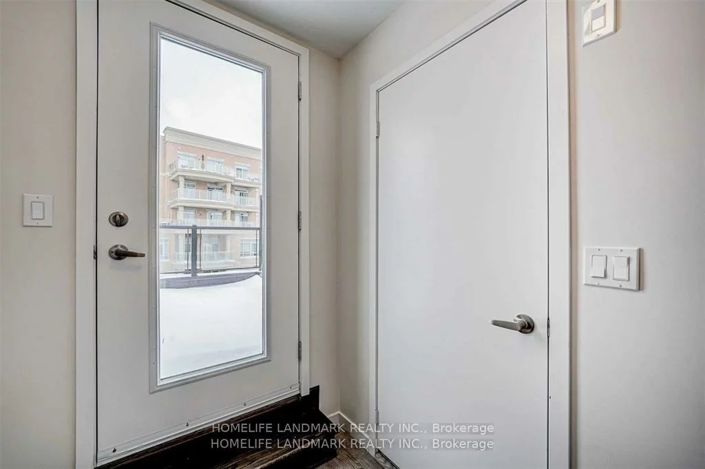 500, Alex Gardner, Aurora Heights, Aurora