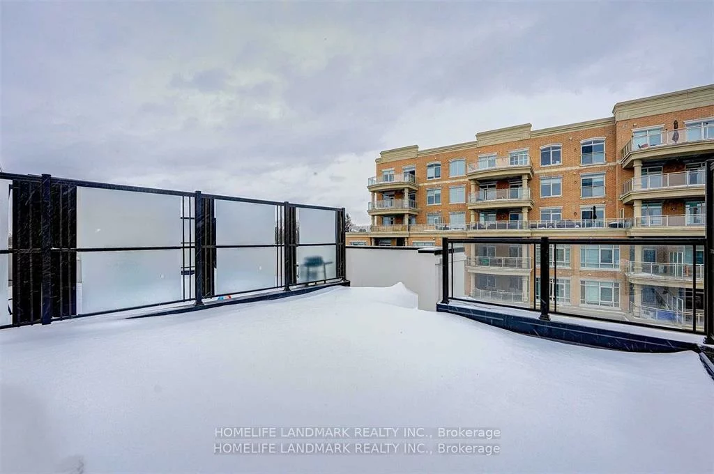 500, Alex Gardner, Aurora Heights, Aurora