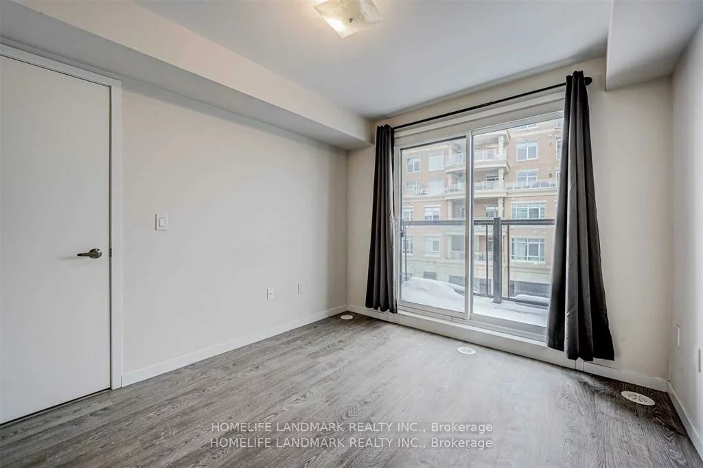 500, Alex Gardner, Aurora Heights, Aurora