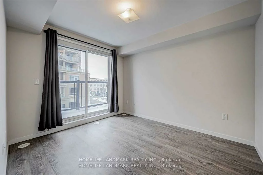 500, Alex Gardner, Aurora Heights, Aurora