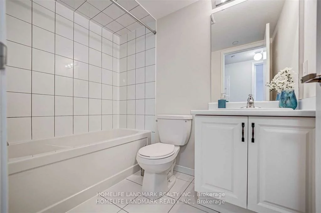 500, Alex Gardner, Aurora Heights, Aurora