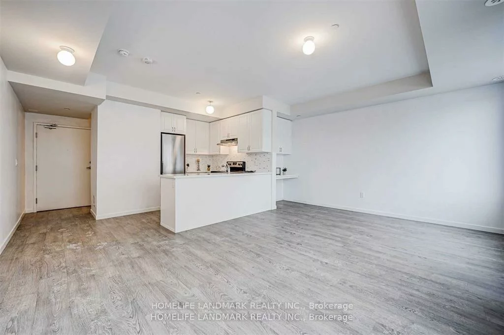 500, Alex Gardner, Aurora Heights, Aurora