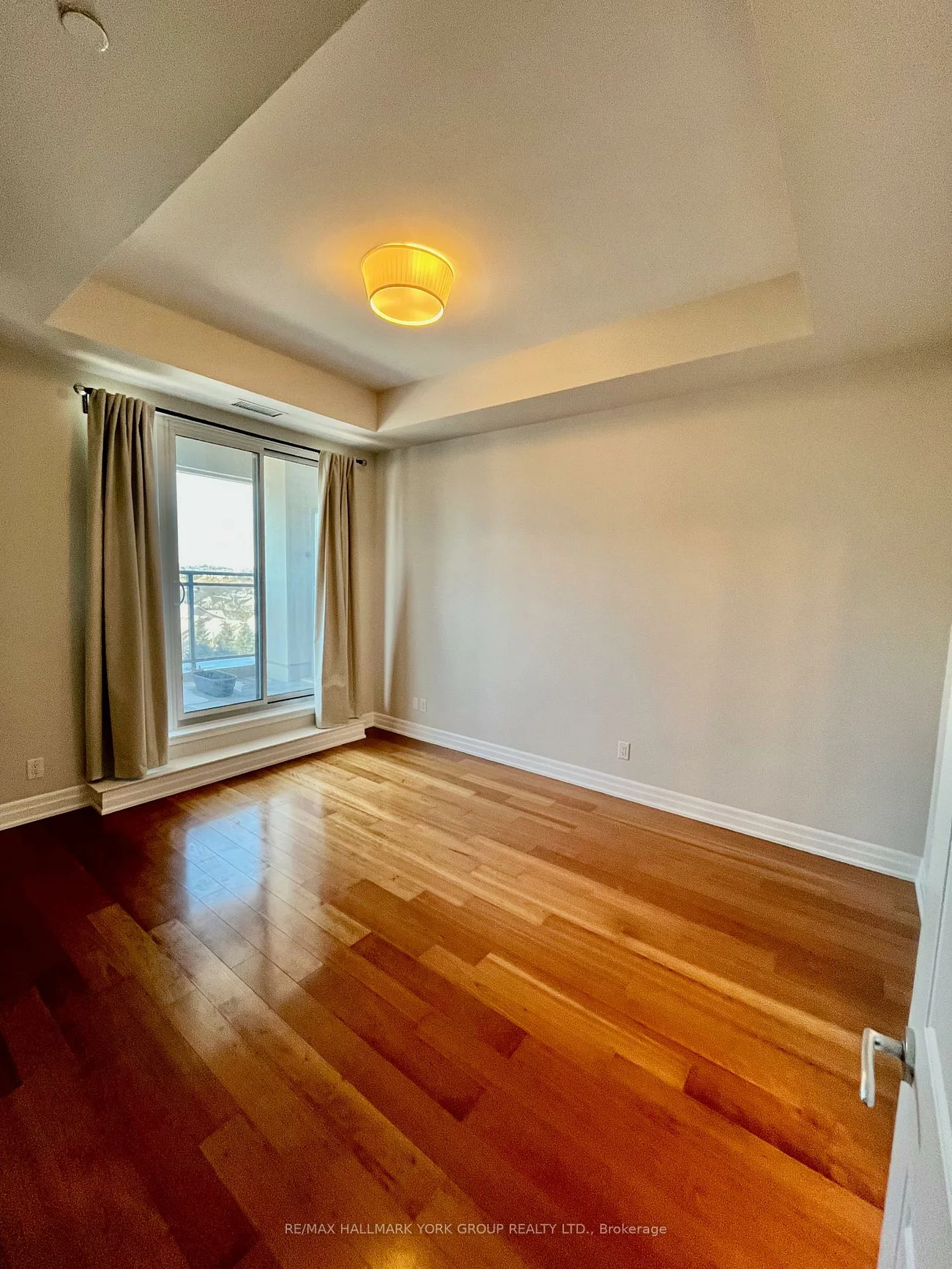 111, Civic Square, Bayview Wellington, Aurora