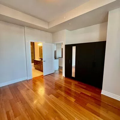 111, Civic Square, Bayview Wellington, Aurora