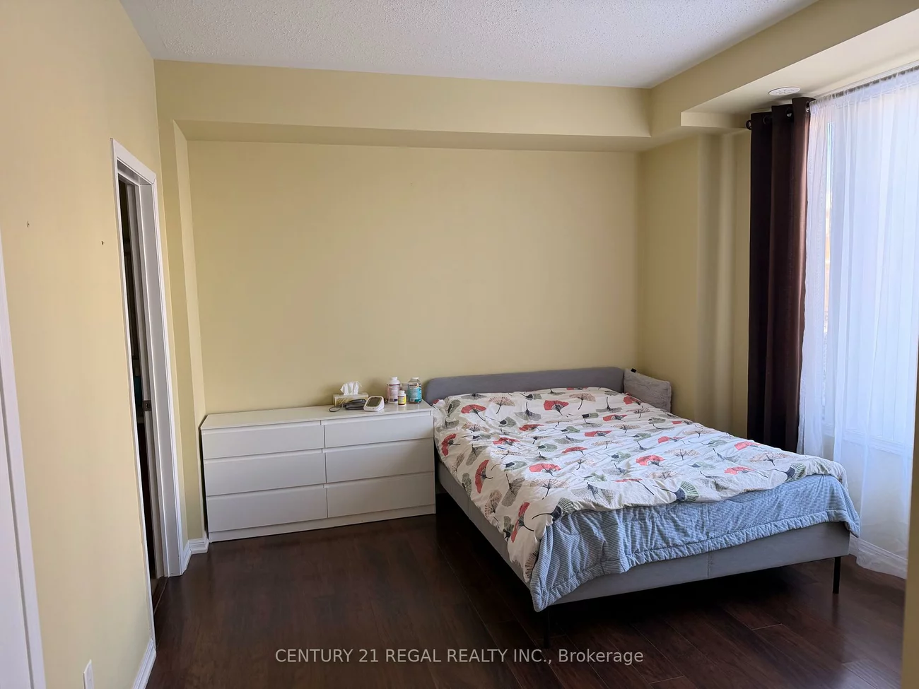 36, Walter Dove, Bayview Wellington, Aurora