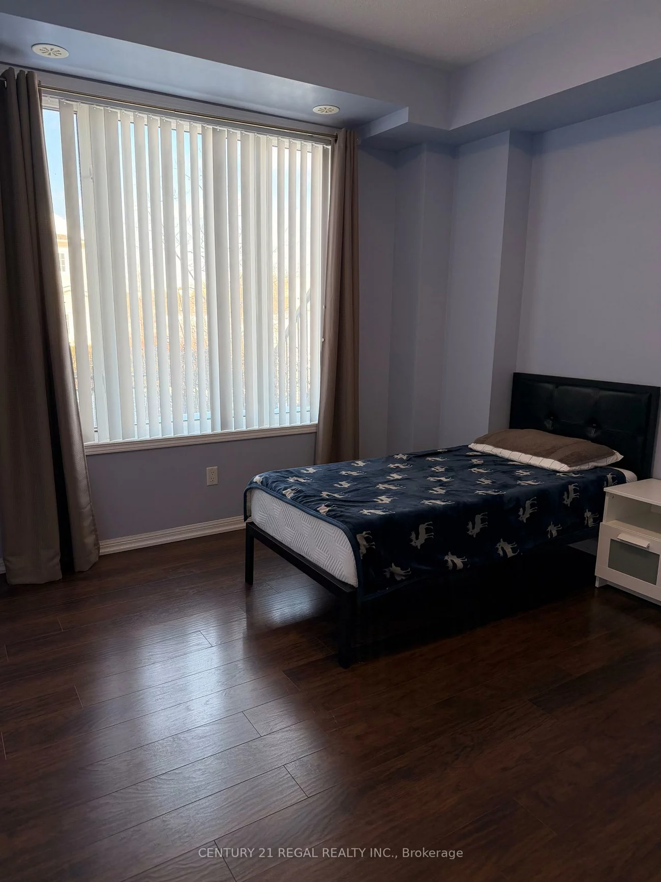 36, Walter Dove, Bayview Wellington, Aurora