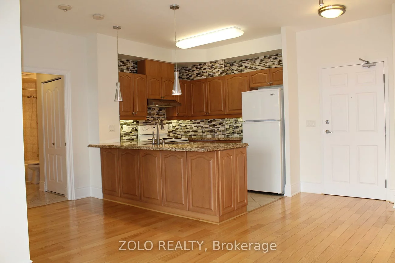 15450, Yonge, Aurora Heights, Aurora