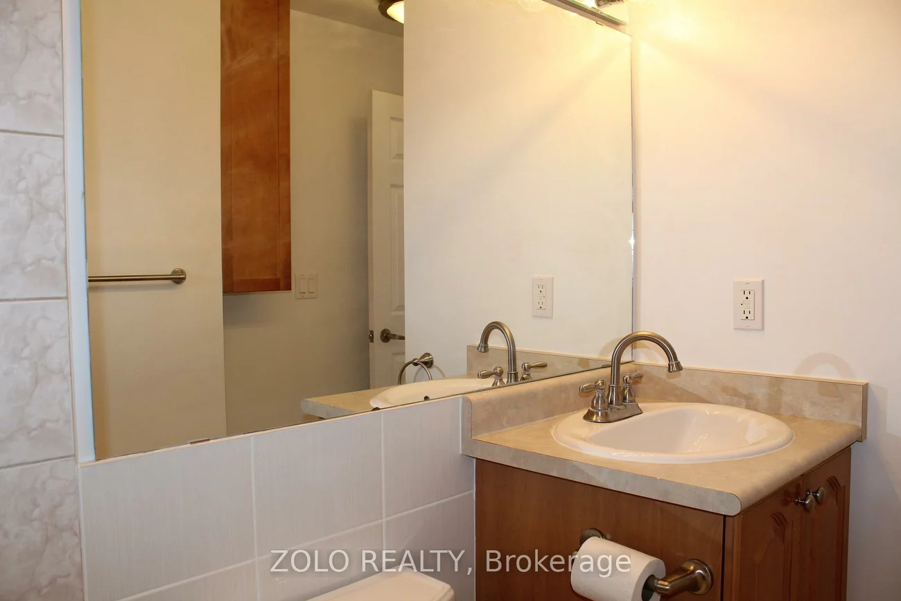 15450, Yonge, Aurora Heights, Aurora