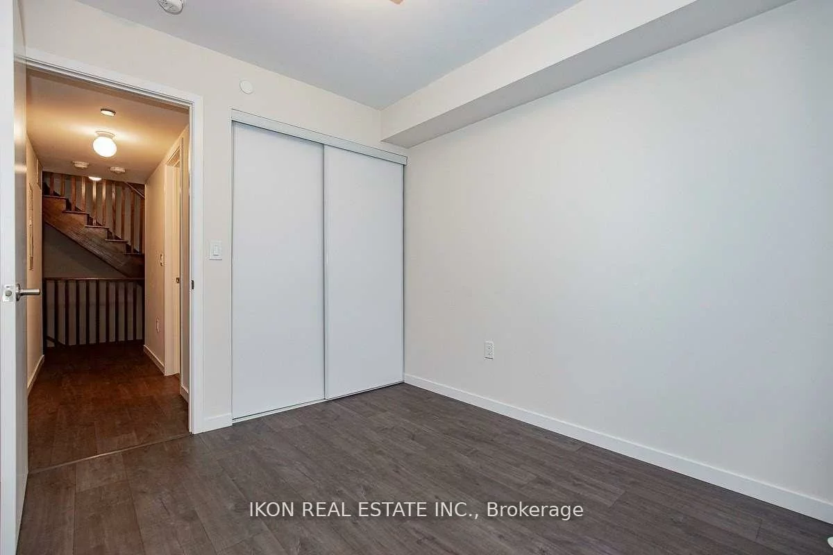 400, ALEX GARDNER, Aurora Village, Aurora