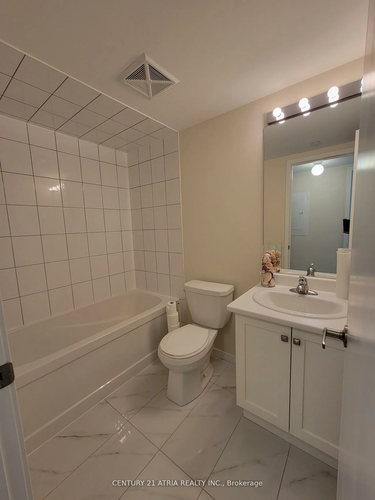 300, Alex Gardner, Aurora Village, Aurora