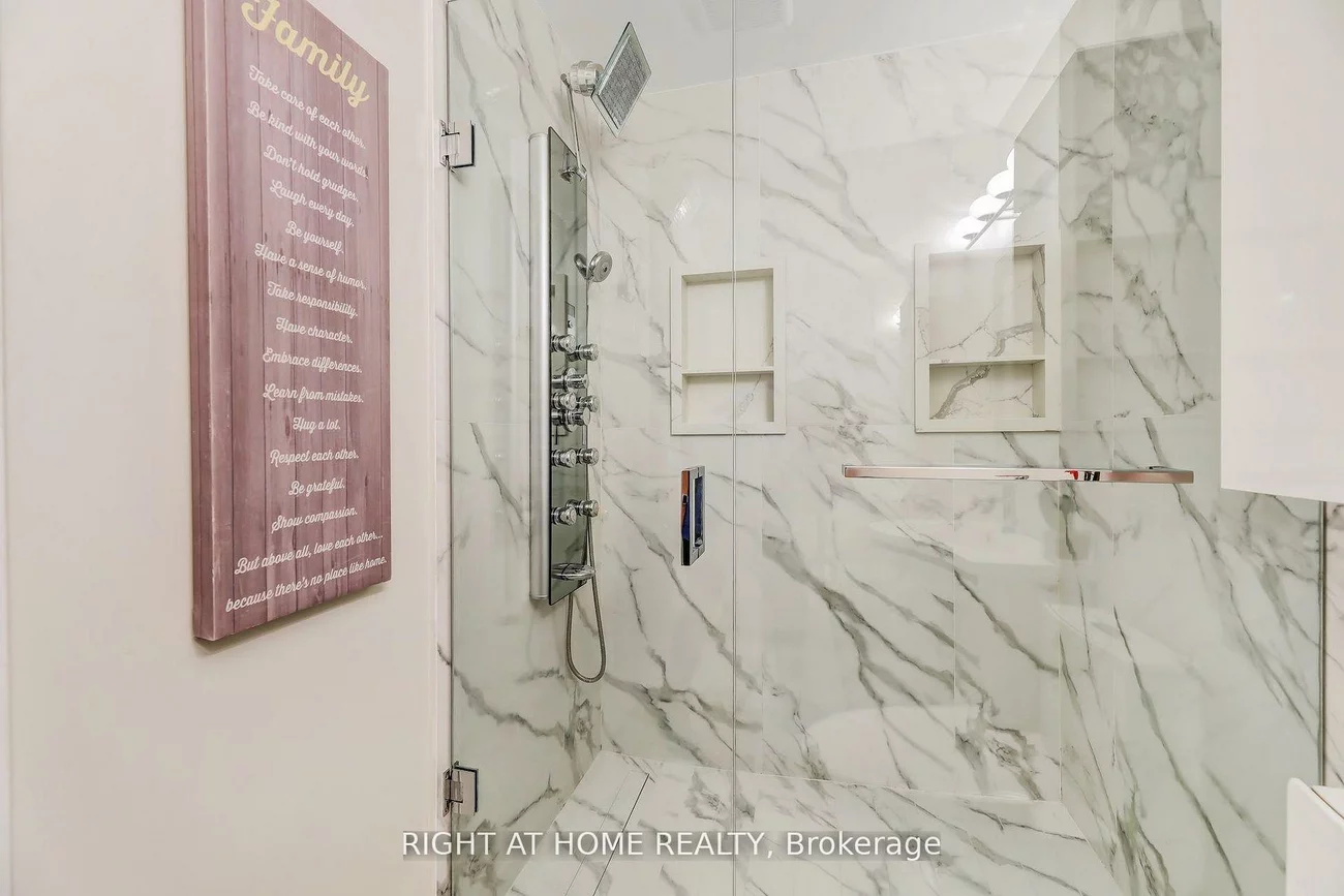 130, Mosaics, Aurora Highlands, Aurora