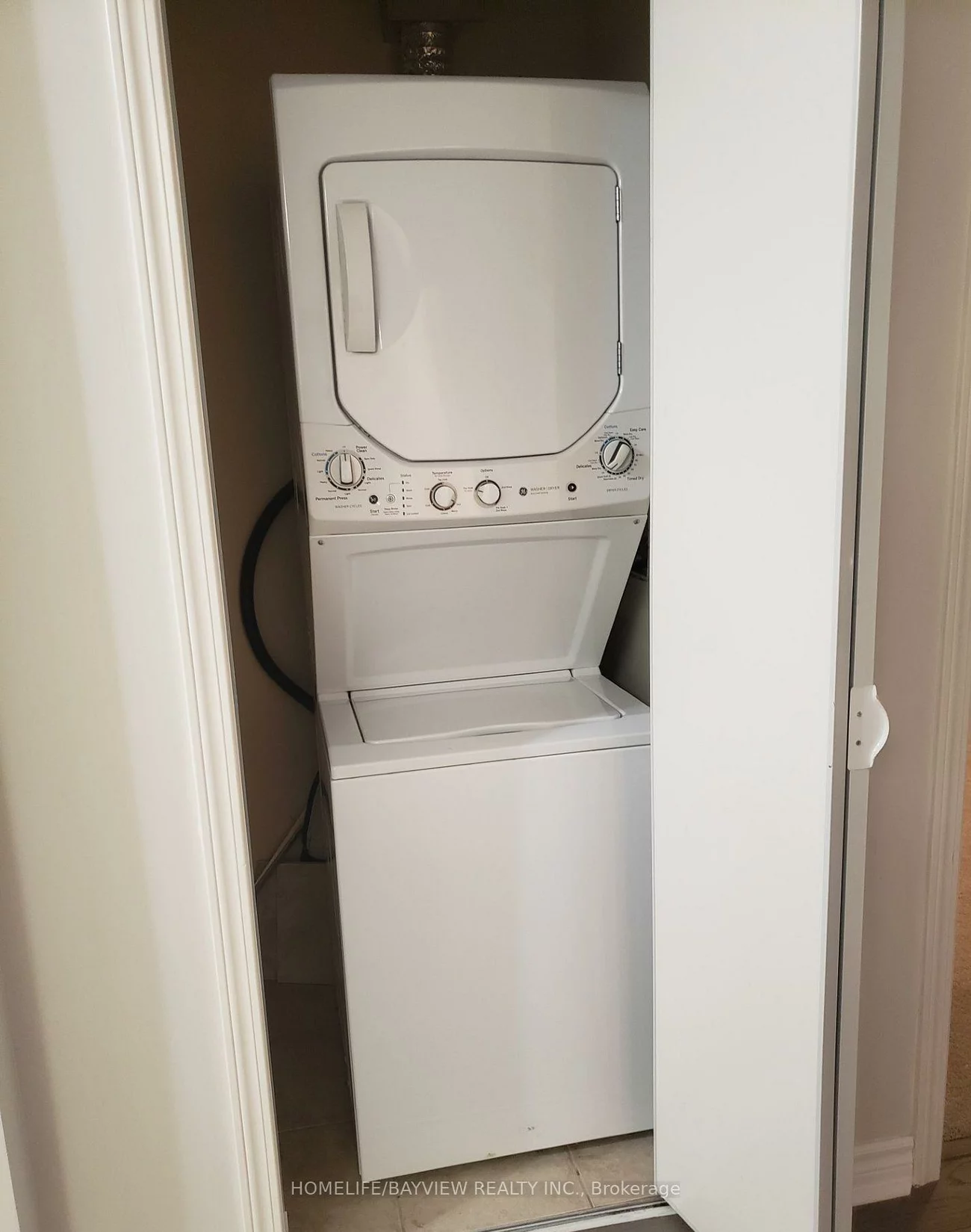 15450, yonge, Aurora Heights, Aurora