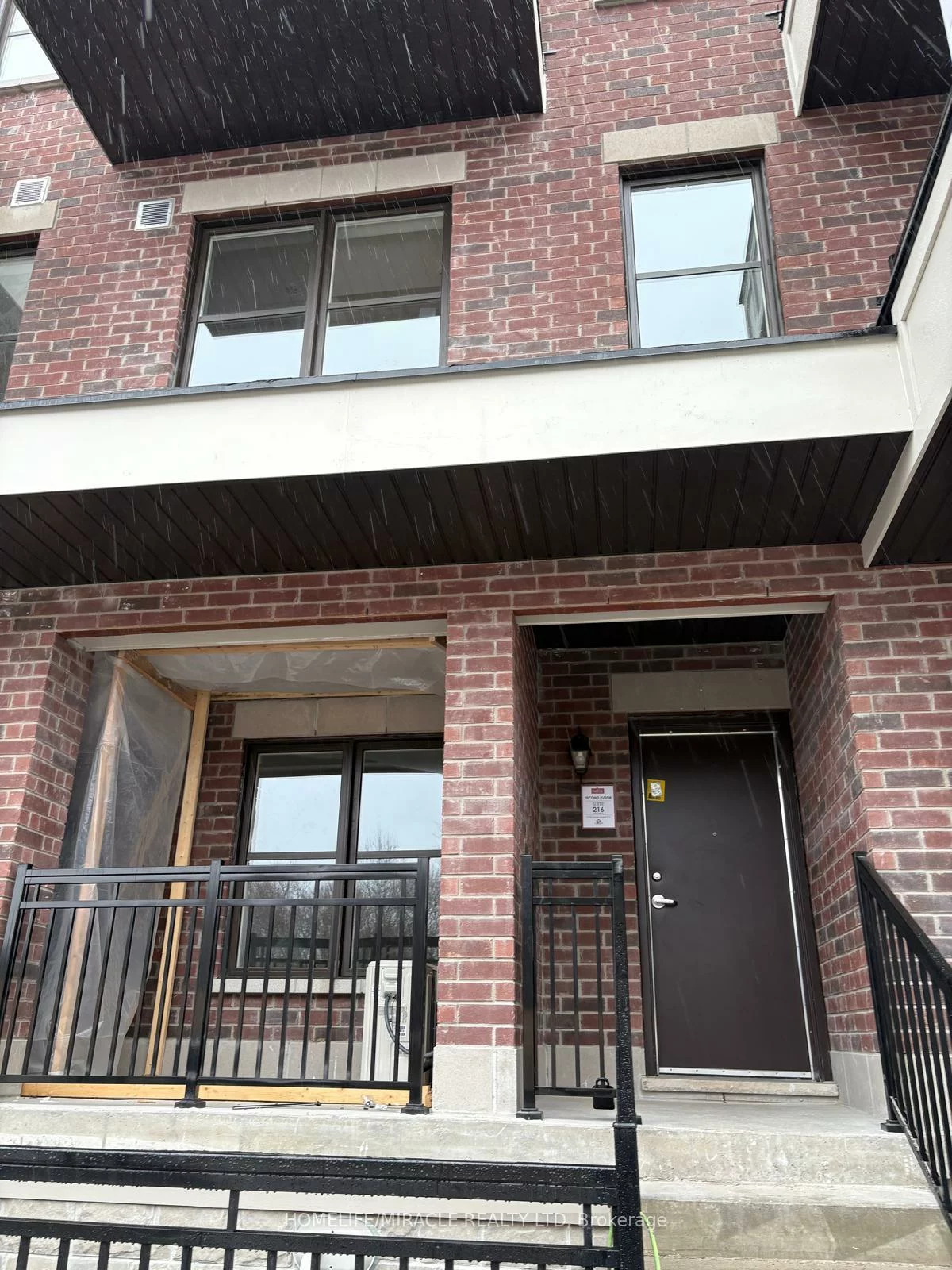 15100, Yonge, Aurora Village, Aurora