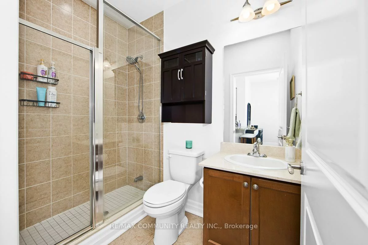 180, John West, Bayview Wellington, Aurora