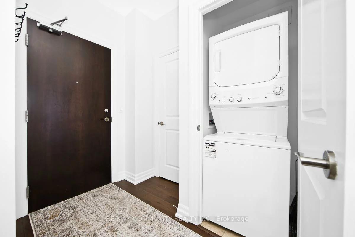 180, John West, Bayview Wellington, Aurora