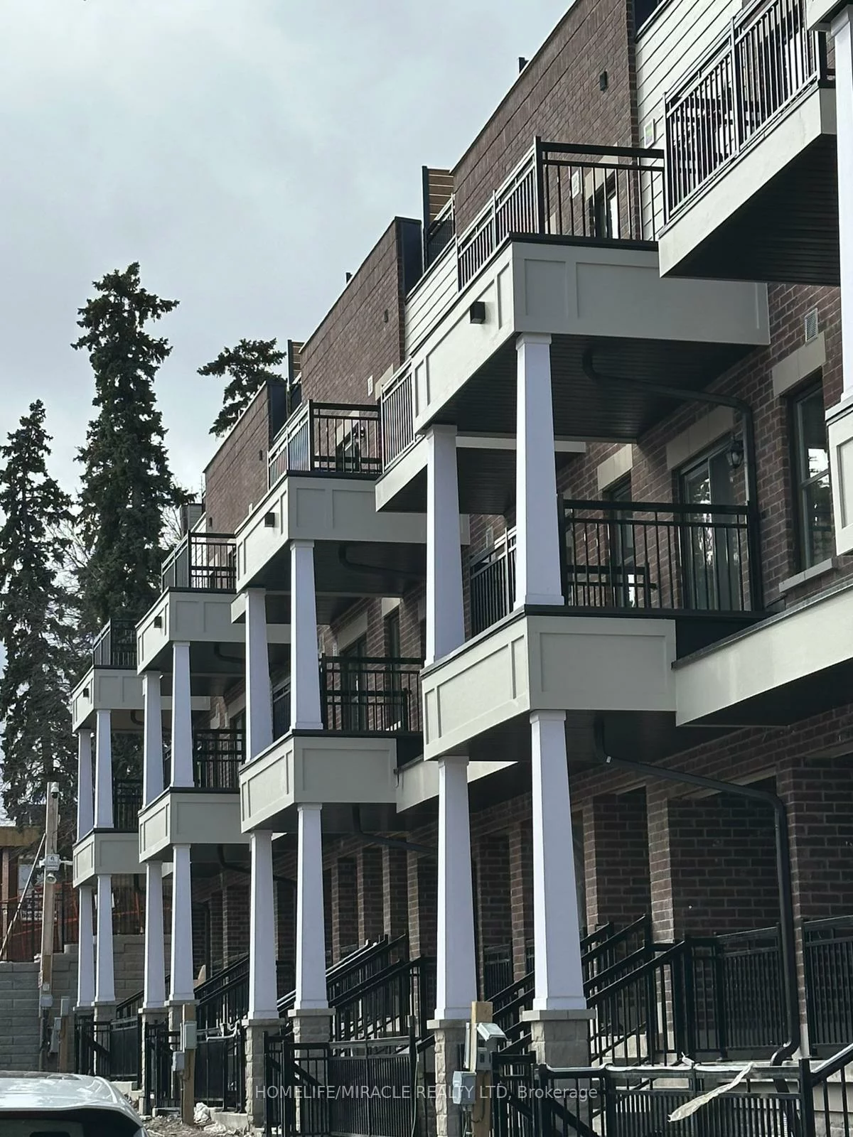 15100, YONGE, Aurora Village, Aurora