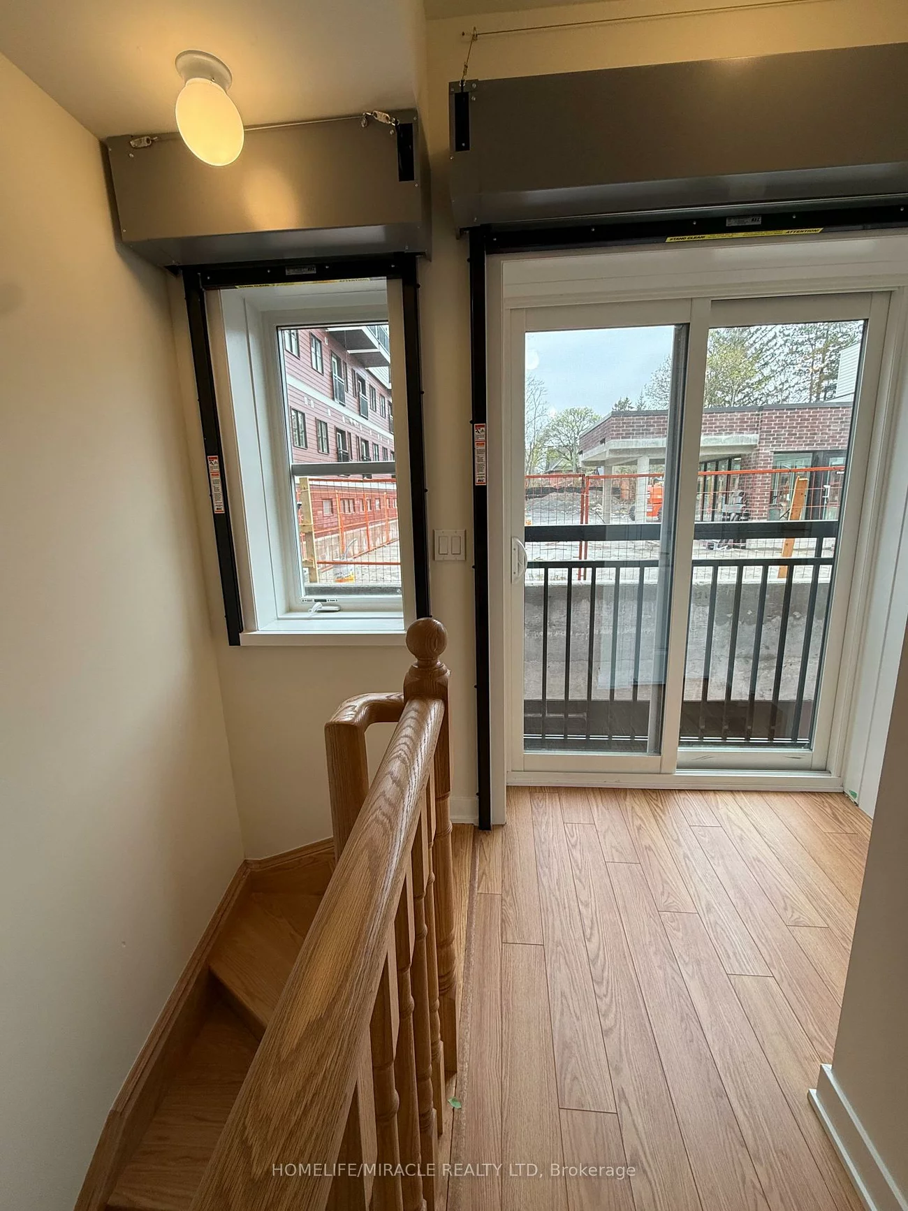 15100, YONGE, Aurora Village, Aurora
