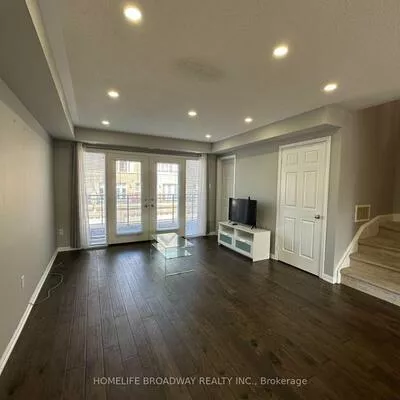 181, Lewis Honey, Bayview Northeast, Aurora