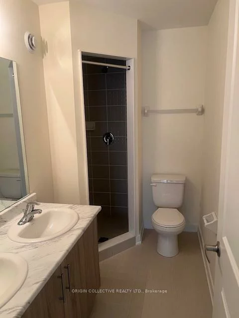 15100, Yonge, Aurora Village, Aurora