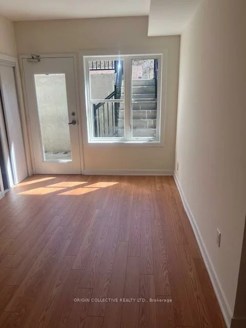 15100, Yonge, Aurora Village, Aurora
