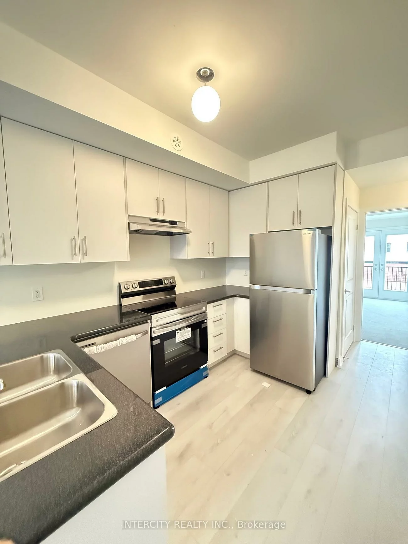 111-15100, Yonge, Aurora Village, Aurora