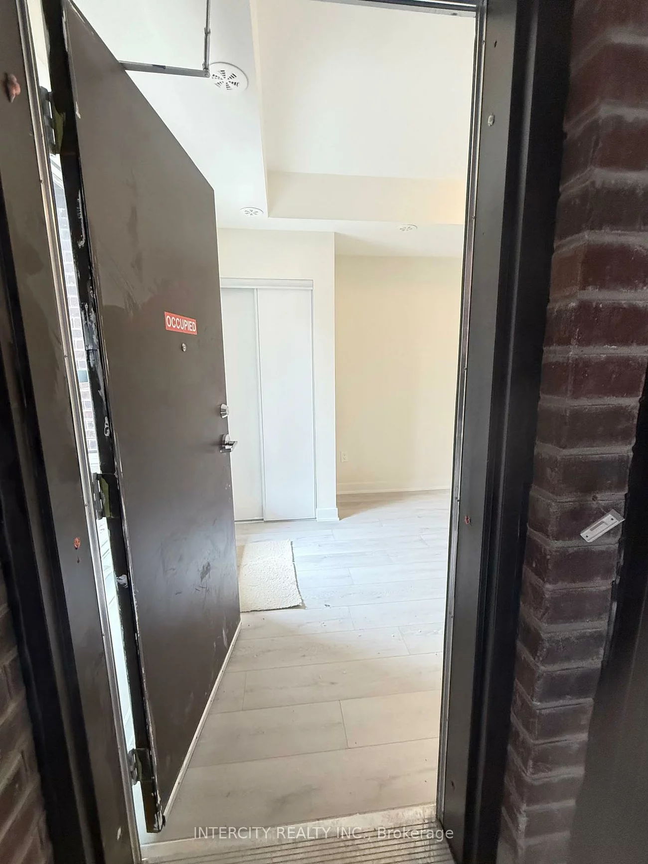 111-15100, Yonge, Aurora Village, Aurora