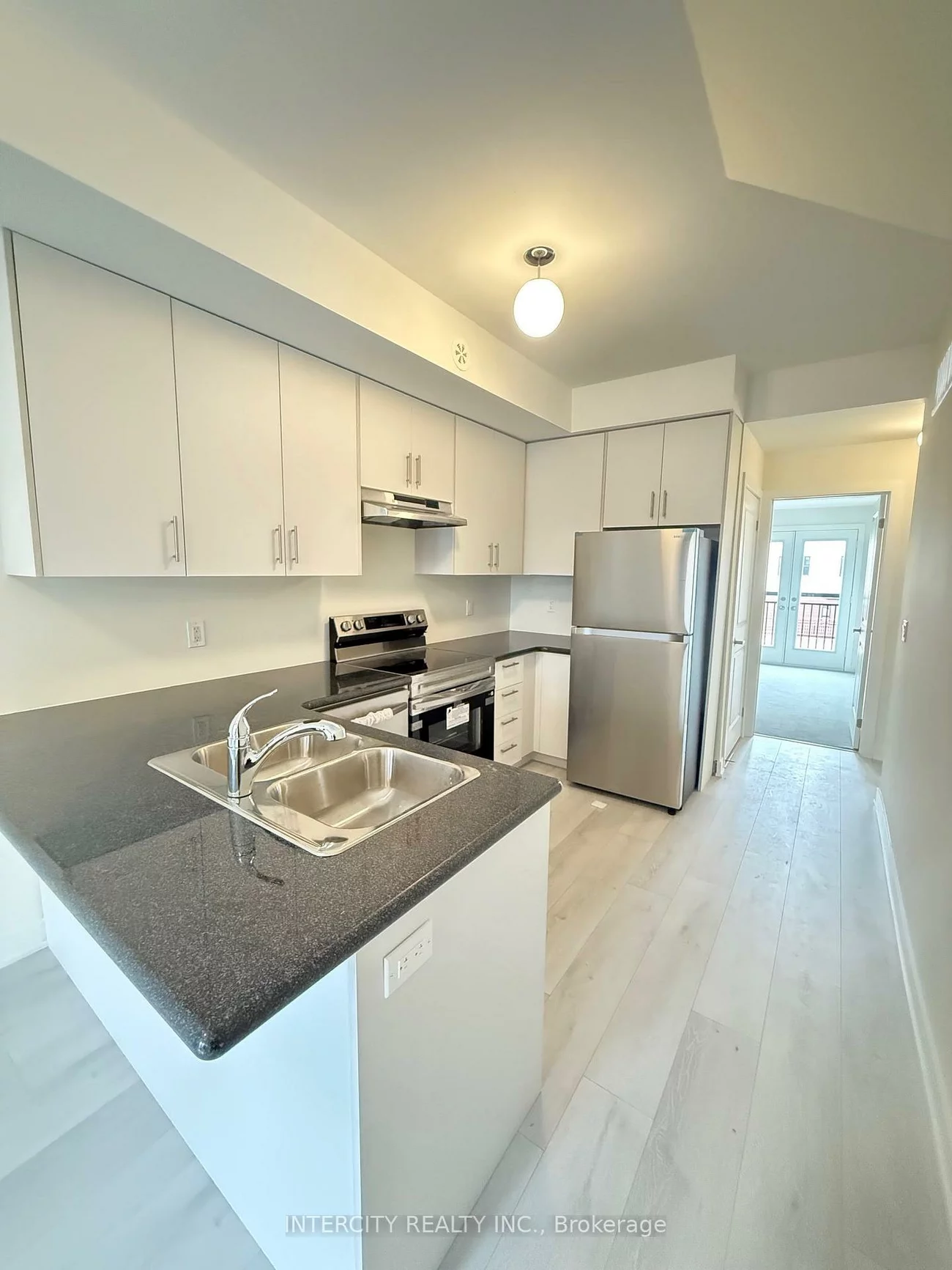 111-15100, Yonge, Aurora Village, Aurora