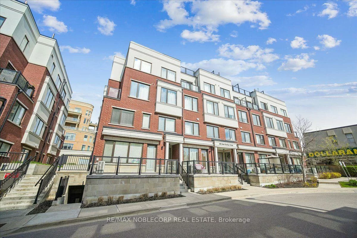 600, Alex Gardner, Aurora Village, Aurora
