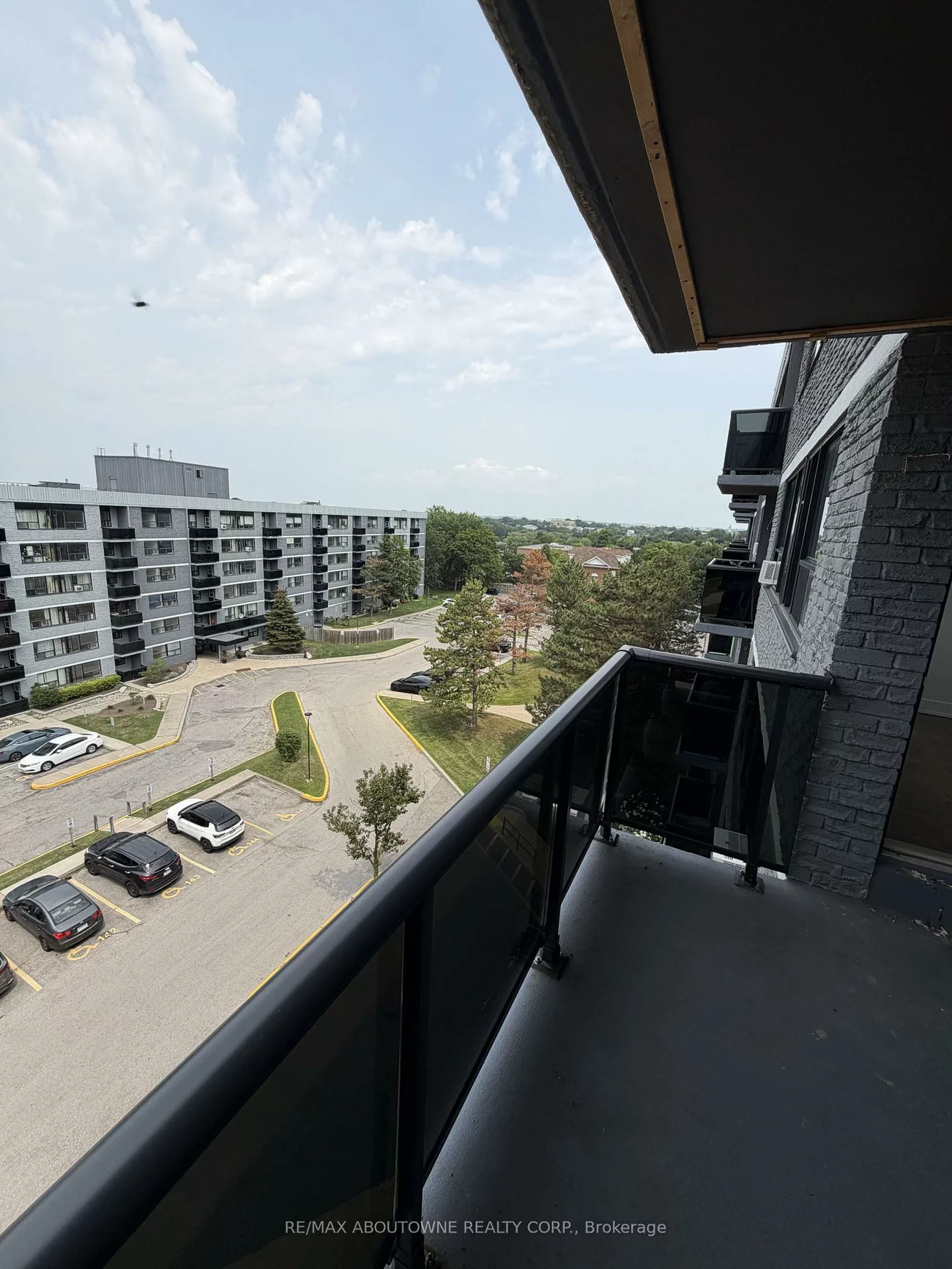 147, Wellington, Aurora Village, Aurora