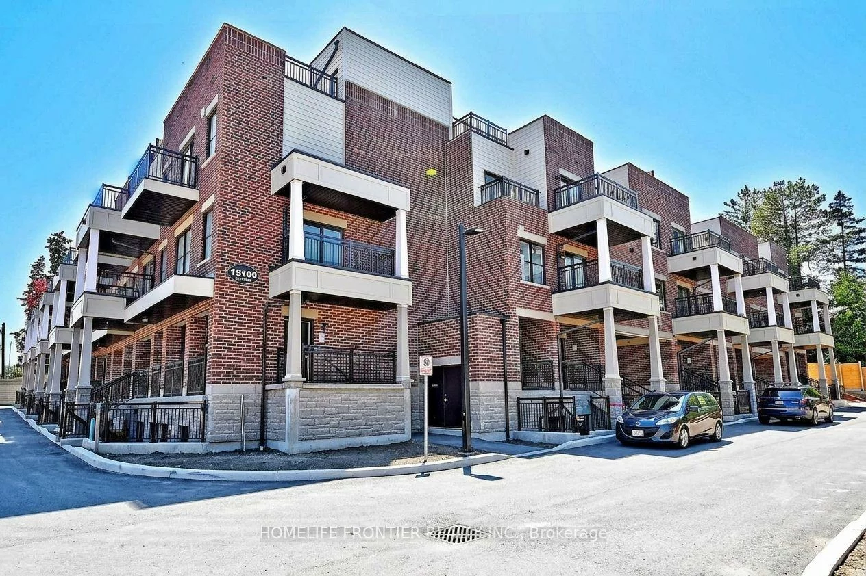 15100, Yonge, Aurora Village, Aurora