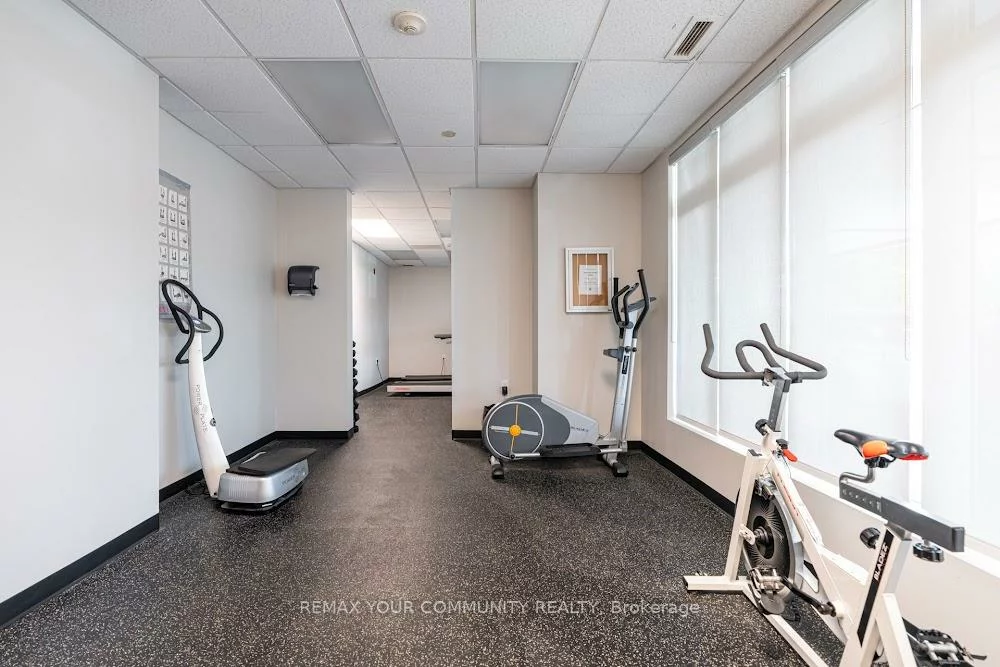 15450, Yonge, Aurora Heights, Aurora