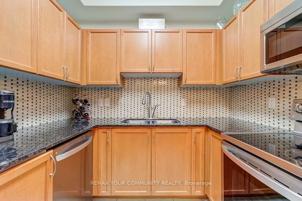 15450, Yonge, Aurora Heights, Aurora