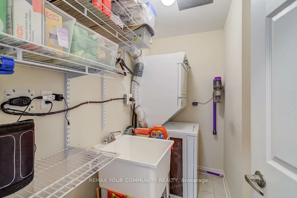 15450, Yonge, Aurora Heights, Aurora