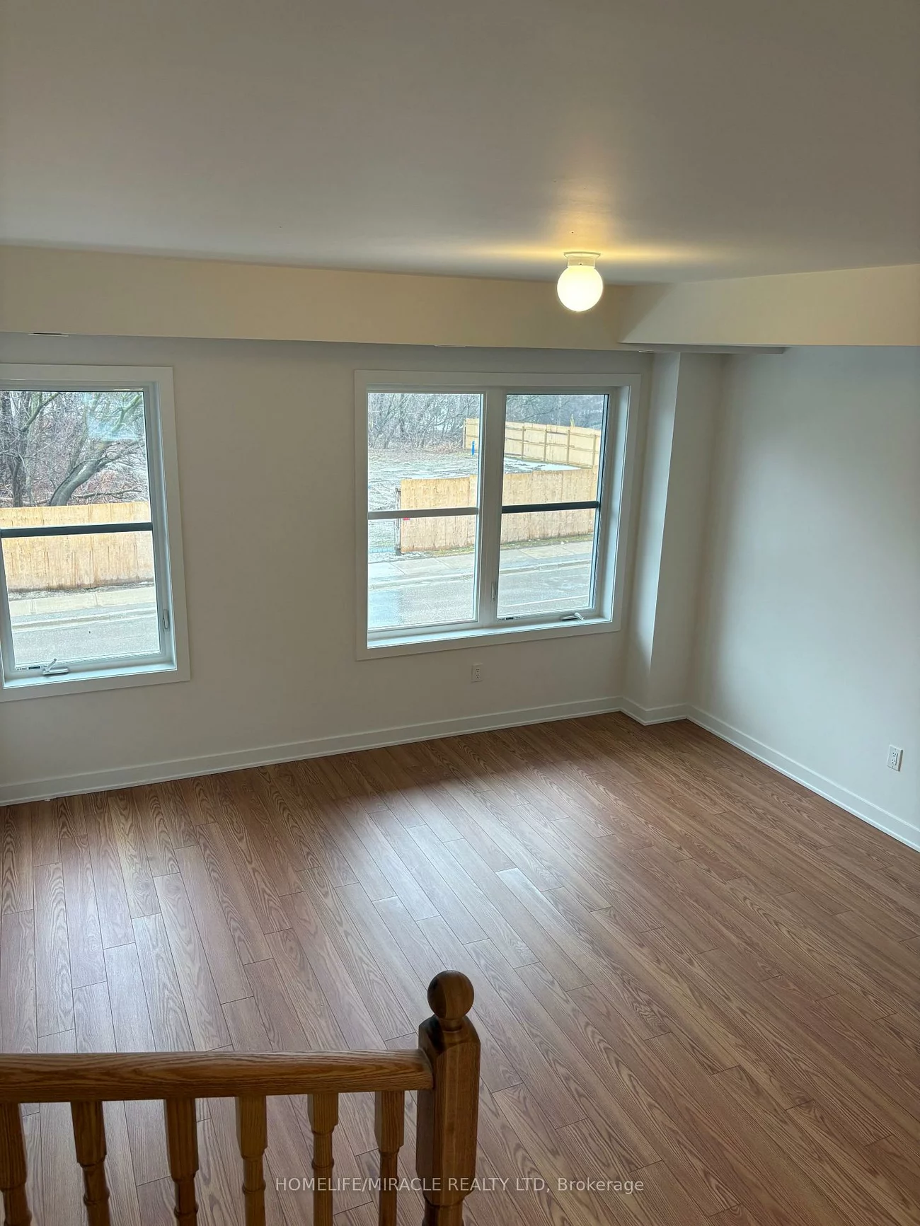 15100, Yonge, Aurora Village, Aurora