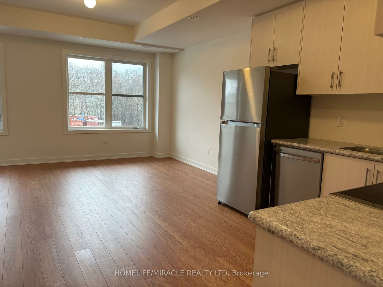 15100, Yonge, Aurora Village, Aurora