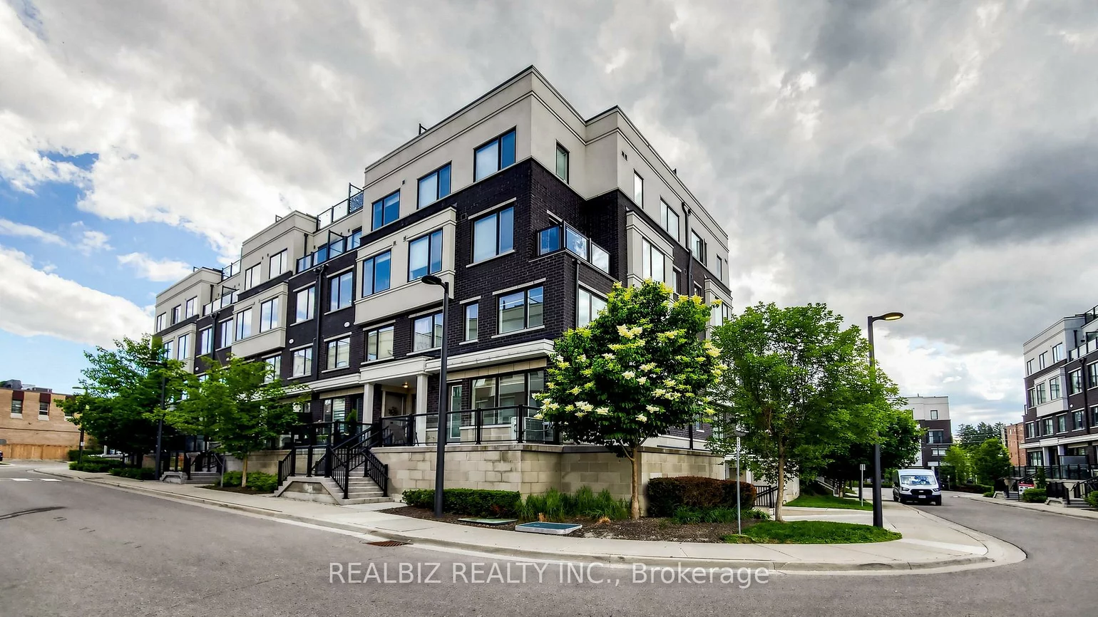 400, Alex Gardner, Aurora Village, Aurora