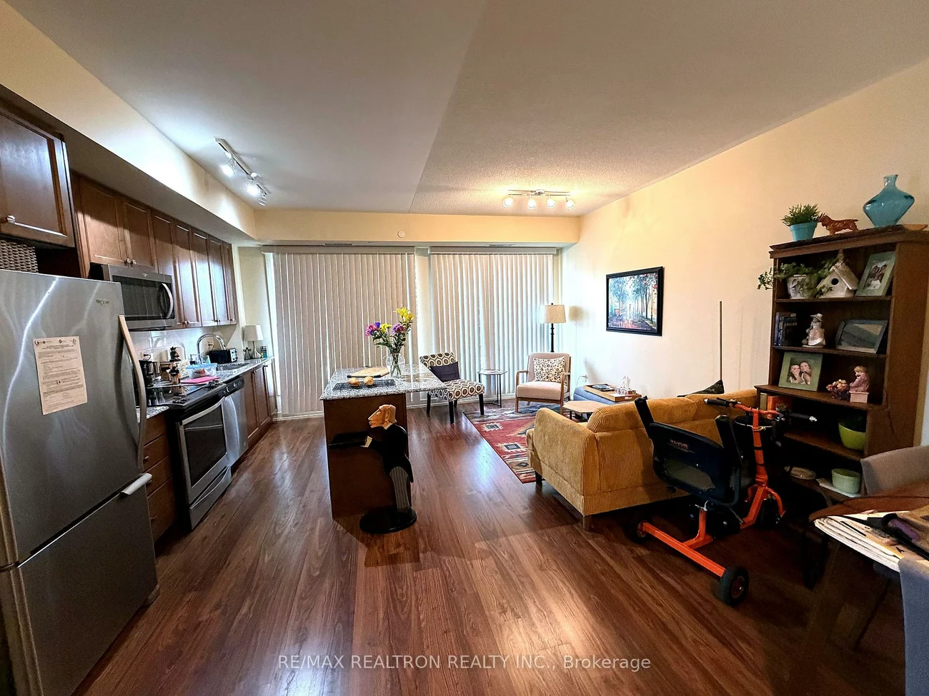 555, William Graham, Bayview Wellington, Aurora