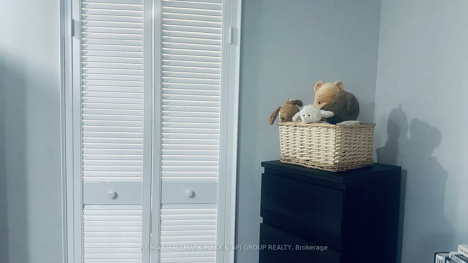 15390, Yonge, Aurora Heights, Aurora