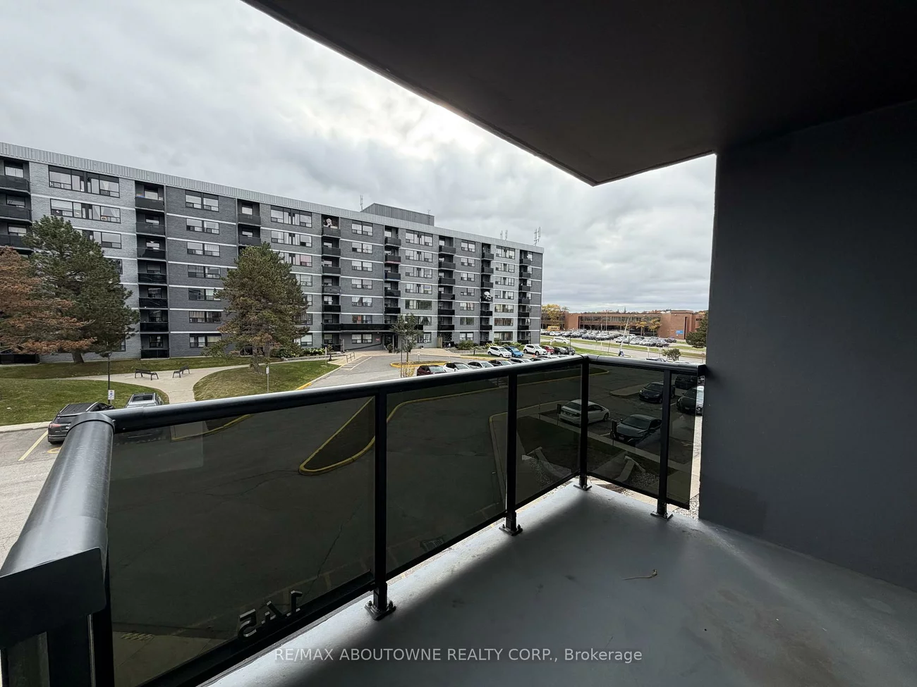 145, Wellington, Aurora Village, Aurora