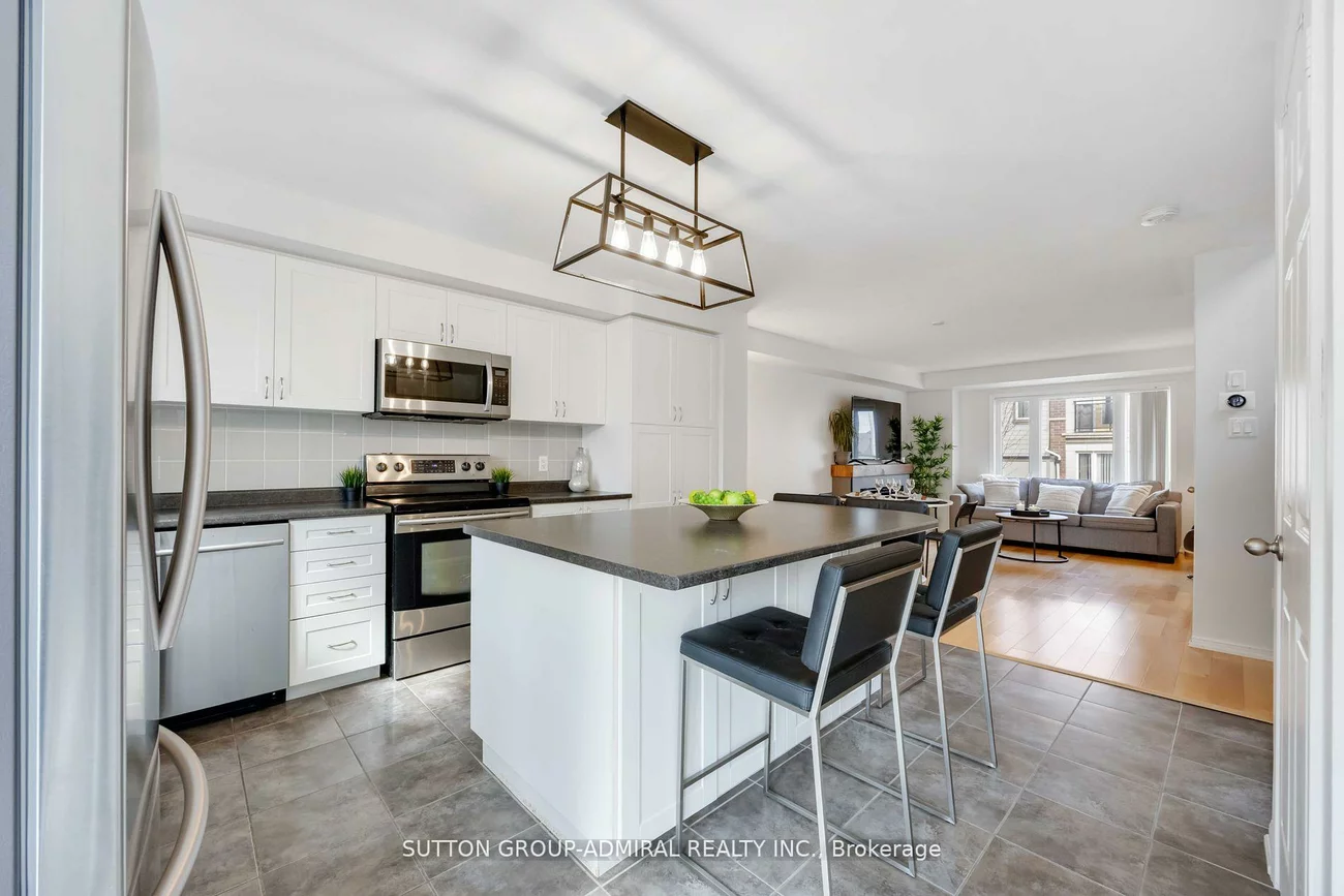 60, Harry Penrose, Bayview Northeast, Aurora