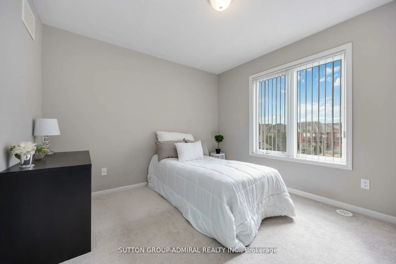 60, Harry Penrose, Bayview Northeast, Aurora