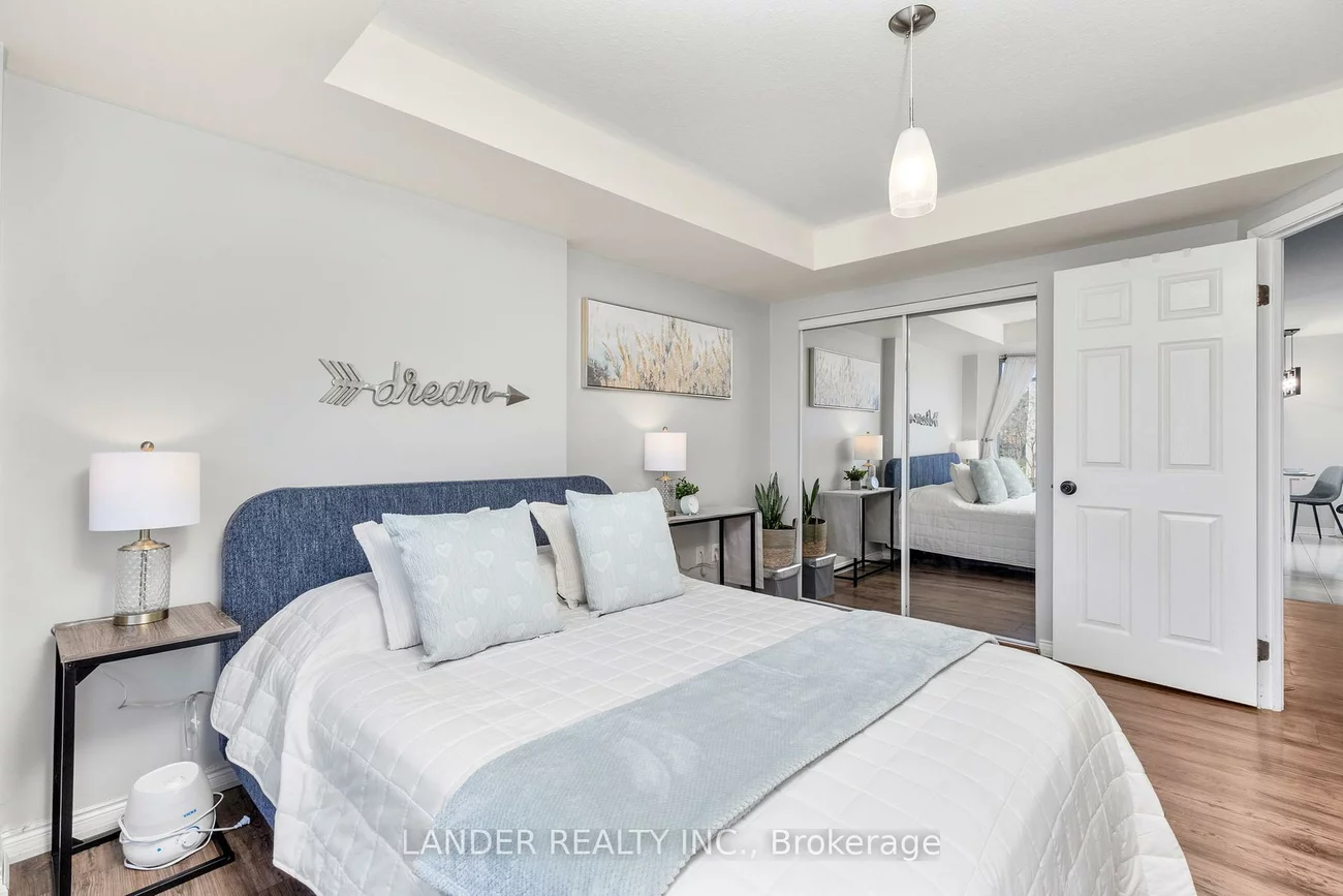 85, WELLINGTON, Aurora Village, Aurora